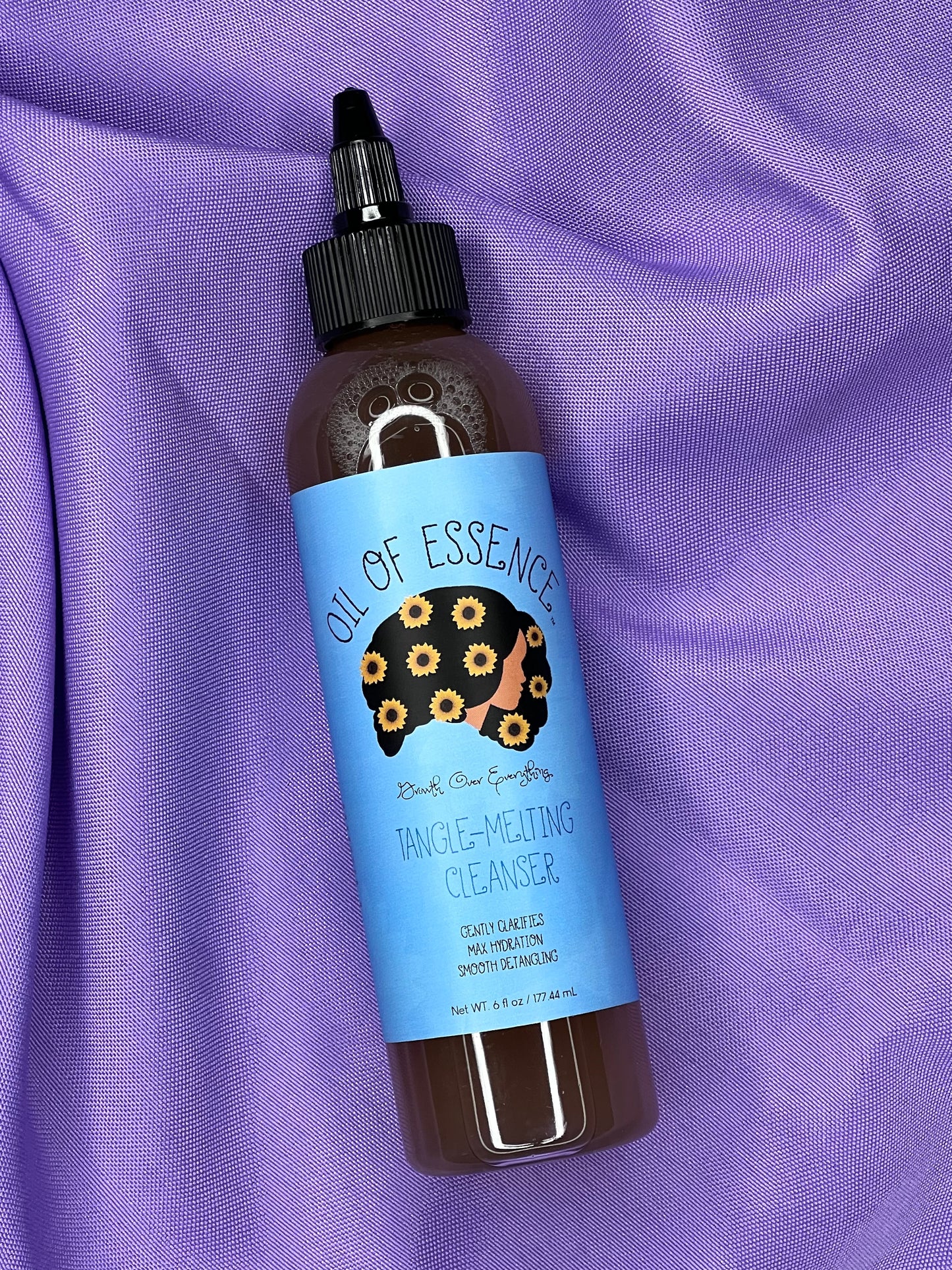 Oil of Essence: Tangle-Melting Cleanser